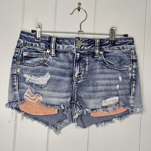 American Eagle Outfitters Lace Pockets, Super Stretcht, Distressed Size 4 Shorts